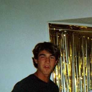 Meet your Posher, Liam